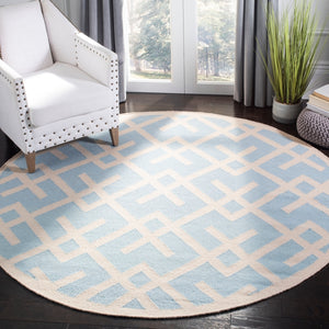Safavieh Dhurries 552 Hand Woven Flat Weave  Rug Light Blue / Ivory DHU552B-3