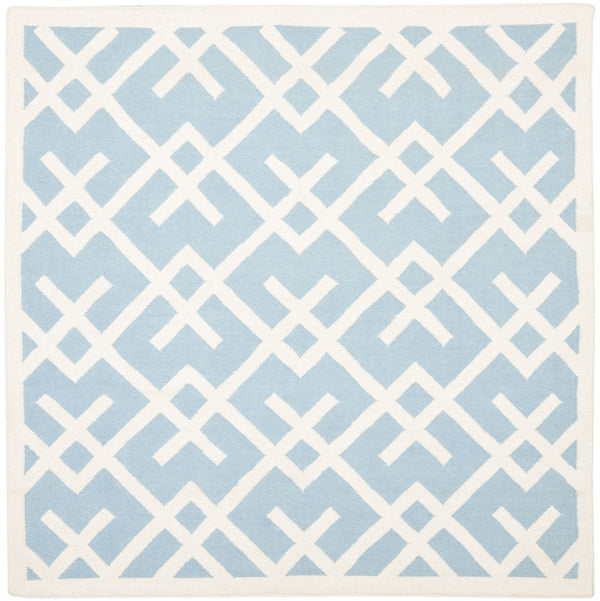 Safavieh Dhurries 552 Hand Woven Flat Weave  Rug Light Blue / Ivory DHU552B-3