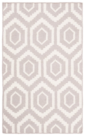 Safavieh Dhurries 556 Hand Woven Flat Weave  Rug Grey / Ivory DHU556G-26