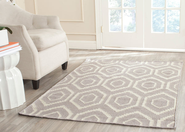 Safavieh Dhurries 556 Hand Woven Flat Weave  Rug Grey / Ivory DHU556G-26