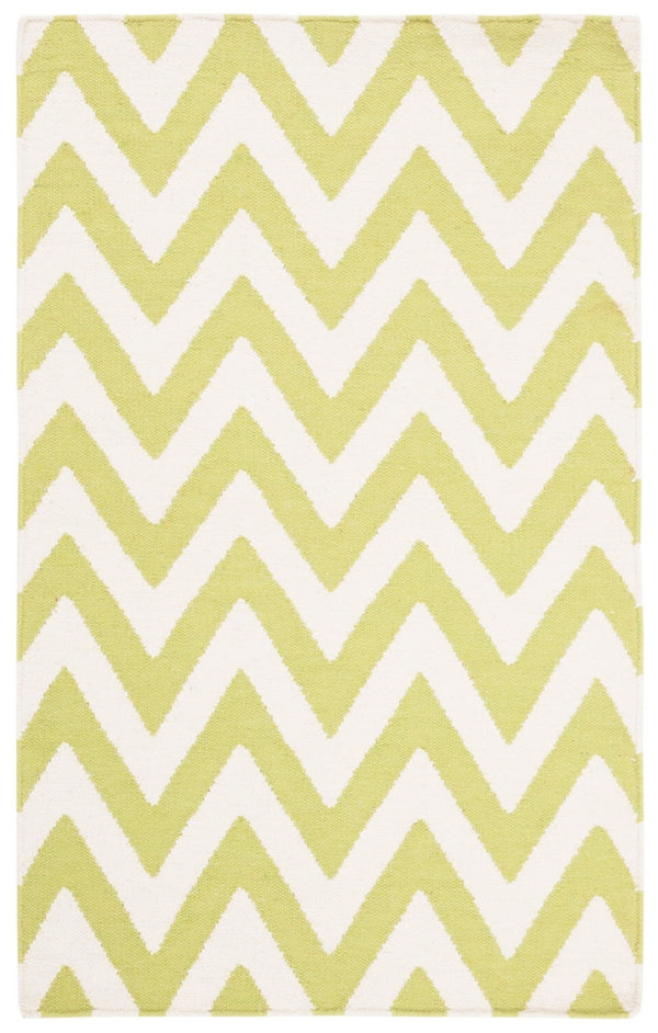 Safavieh Dhurries 557 Hand Woven Flat Weave  Rug Green / Ivory DHU557A-26