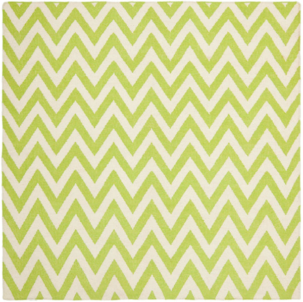 Safavieh Dhurries 557 Hand Woven Flat Weave  Rug Green / Ivory DHU557A-26