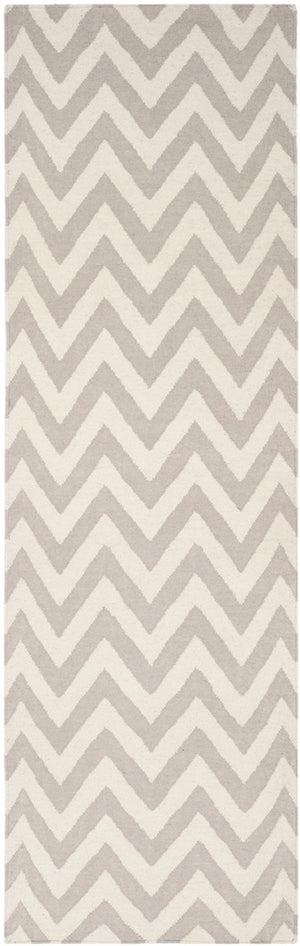 Safavieh Dhurries 557 Hand Woven Flat Weave  Rug Grey / Ivory DHU557C-26