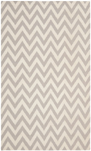 Safavieh Dhurries 557 Hand Woven Flat Weave  Rug Grey / Ivory DHU557C-26