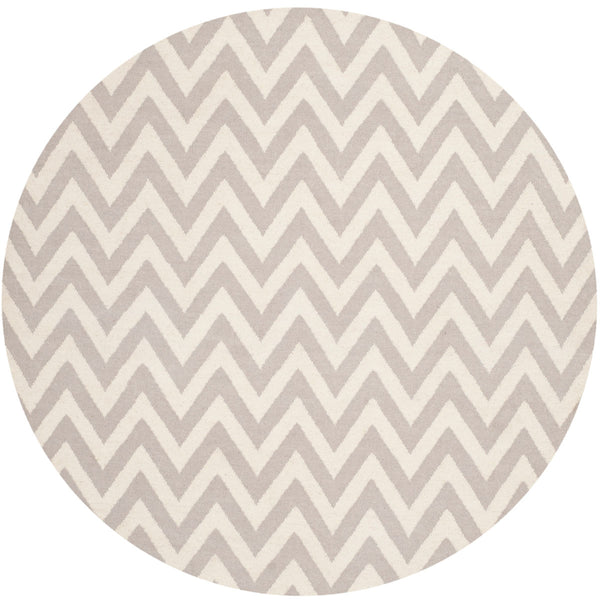 Safavieh Dhurries 557 Hand Woven Flat Weave  Rug Grey / Ivory DHU557C-26