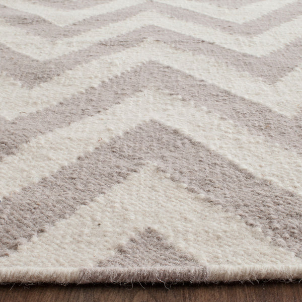 Safavieh Dhurries 557 Hand Woven Flat Weave  Rug Grey / Ivory DHU557C-26