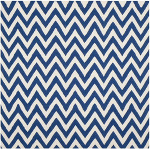 Safavieh Dhurries 557 Hand Woven Flat Weave  Rug Dark Blue / Ivory DHU557K-26