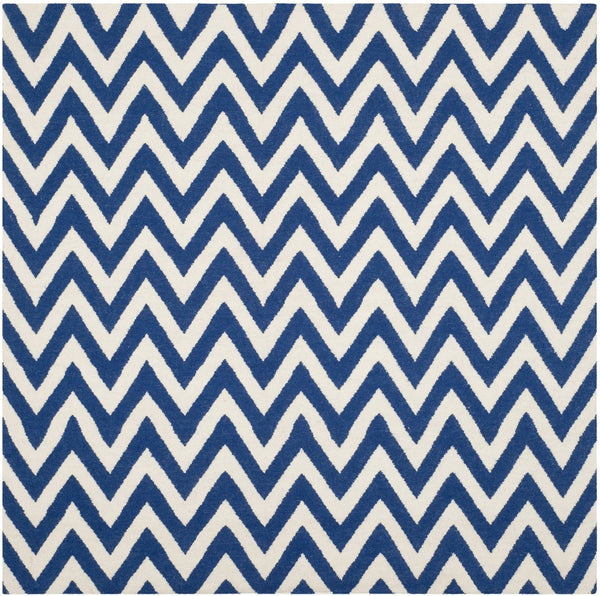 Safavieh Dhurries 557 Hand Woven Flat Weave  Rug Dark Blue / Ivory DHU557K-26