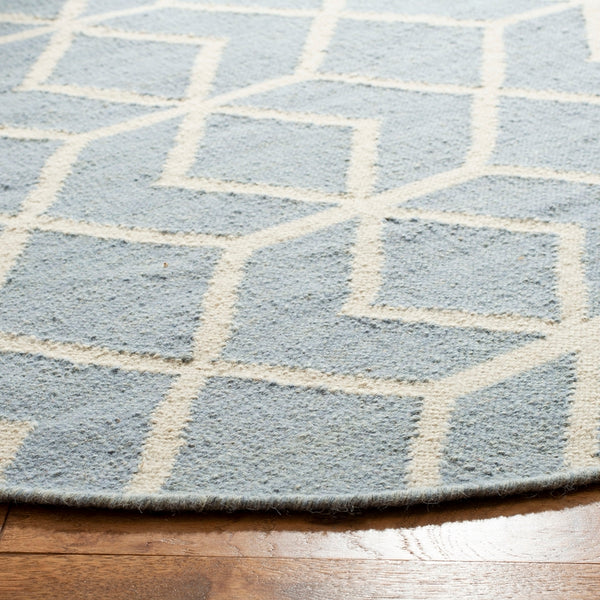 Safavieh Dhurries 560 Hand Woven Flat Weave  Rug Blue / Ivory DHU560A-26