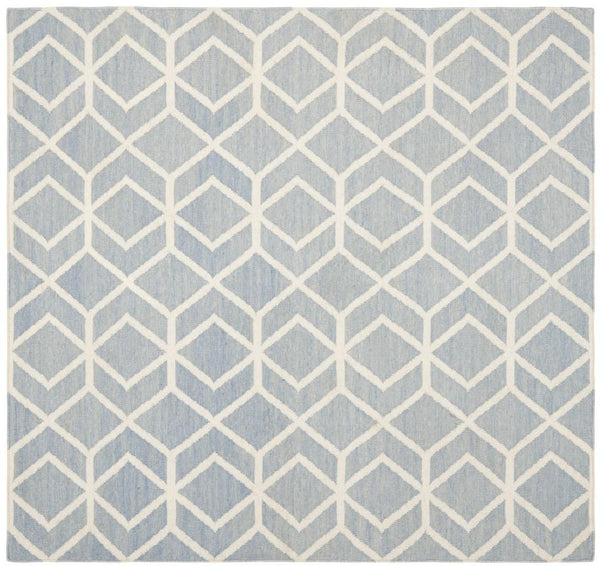 Safavieh Dhurries 560 Hand Woven Flat Weave  Rug Blue / Ivory DHU560A-26