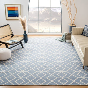 Safavieh Dhurries 560 Hand Woven Flat Weave  Rug Blue / Ivory DHU560A-26