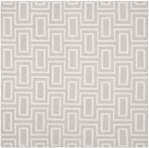 Safavieh Dhurries 562 Hand Woven Flat Weave  Rug Grey / Ivory DHU562B-26