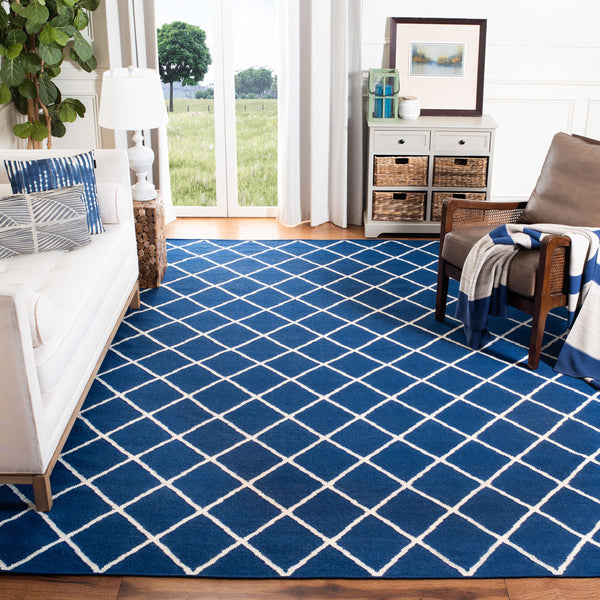 Safavieh Dhurries 565 Hand Woven Flat Weave  Rug Dark Blue DHU565A-3