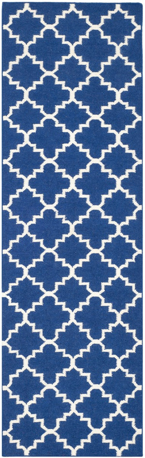 Safavieh Dhurries 566 Hand Woven Flat Weave  Rug Dark Blue DHU566A-4SQ