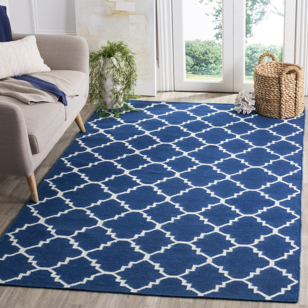 Safavieh Dhurries 566 Hand Woven Flat Weave  Rug Dark Blue DHU566A-4SQ