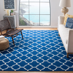 Safavieh Dhurries 566 Hand Woven Flat Weave  Rug Dark Blue DHU566A-4SQ