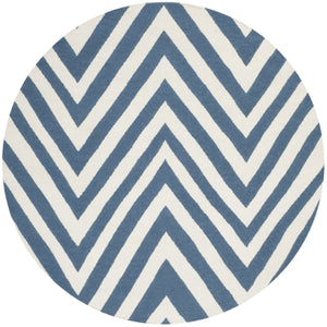 Safavieh Dhurries 568 Hand Woven Flat Weave  Rug Blue / Ivory DHU568A-4SQ