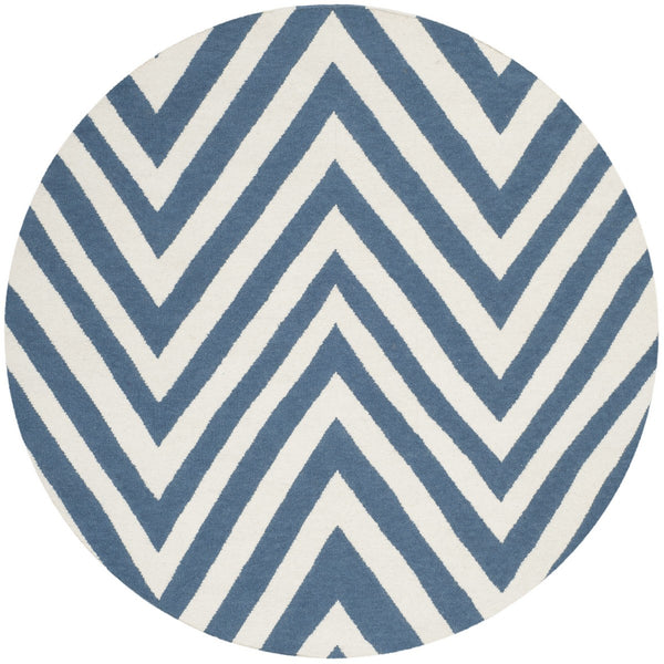 Safavieh Dhurries 568 Hand Woven Flat Weave  Rug Blue / Ivory DHU568A-4SQ