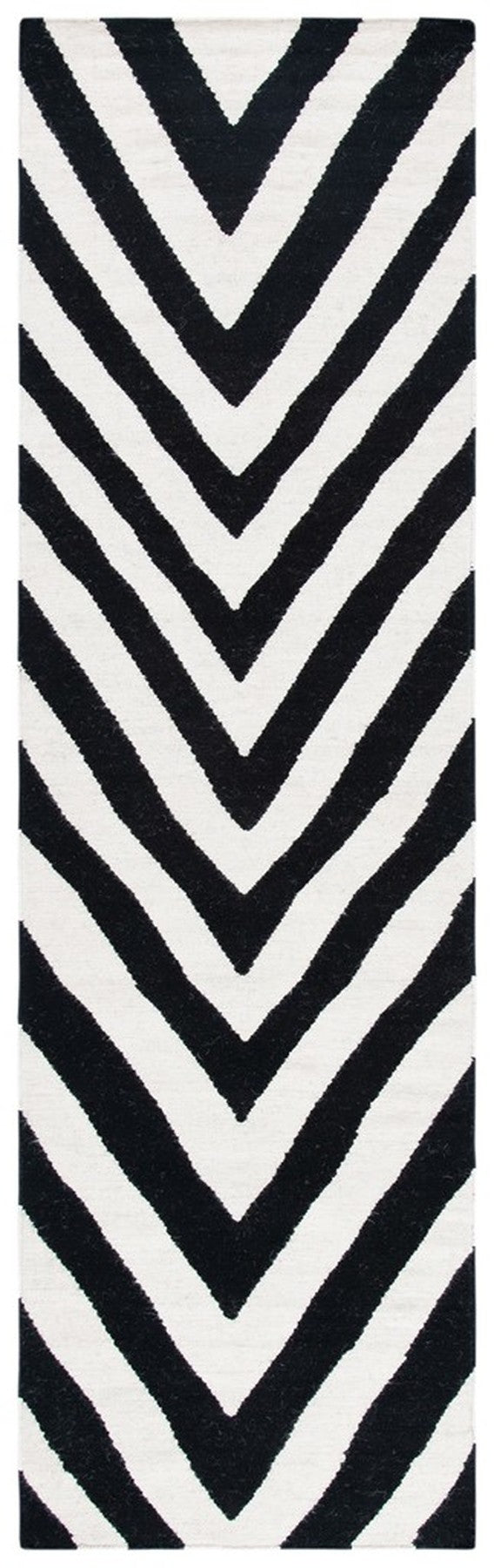 Safavieh Dhurries 568 Hand Woven Flat Weave  Rug Black / Ivory DHU568C-26