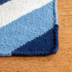 Safavieh Dhurries 640 Hand Woven Flat Weave  Rug Navy / Light Blue DHU640B-3