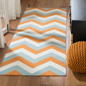 Safavieh Dhurries 640 Hand Woven Flat Weave  Rug Terracotta / Blue DHU640C-3