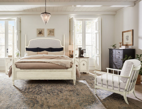 Hooker Furniture Americana Vintage Oval Nightstand With One Self-Closing Drawer, Honey Interior & Carved Legs Whites/Creams/Beiges 7050-90115-02