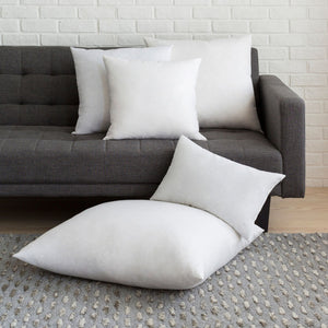 Surya Surya Duck Feather Down Blend Pillow Insert for Plush Sofa and Bedroom Covers 22"L x 22"W Square DOWN2222