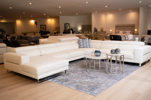 VIG Furniture Hawkey White L Grade Leather U-Shaped Left-Facing Sectional Sofa With Adjustable Headrests & Steel Trim VGKKKF1066-LAF-WHT