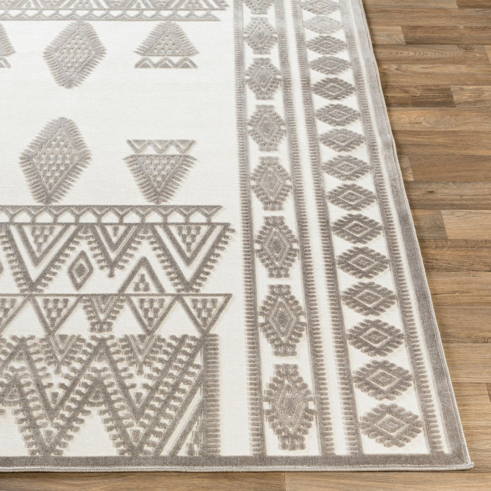 Livabliss Dantel Geometric Machine Woven Polypropylene Rug Low Pile Entryway or Bathroom Accent DTL2312-2211