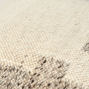 Surya Deccan Traps Accent Pillow - Luxurious 18"L X 18"W Cotton-wool Blend For Elegant Home Decor Upgrade Ivory Wool,Cotton,Cotton Dtp006-3636