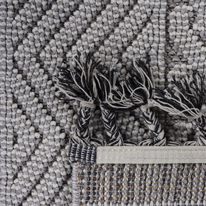 English Elm Guros Collection 6X9 Grey & White Geometric Area Rug – Stylish, Stain-Resistant, Indoor/Outdoor Charm B189P183587