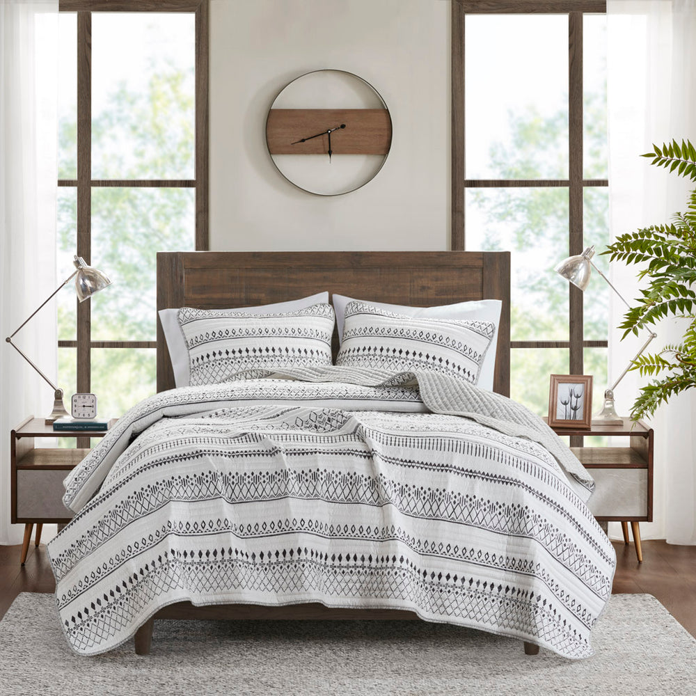 JLA Home Madison Park - 3 Reversible Microfiber Quilt Set — Lightweight Seersucker-Style Channel Quilting, Antimicrobial Freshness 90 L x 90 W x 0.25H MP13-8468