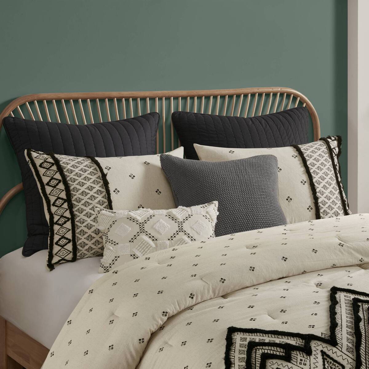 INK+IVY Marta Comforter - Thumbnail 2