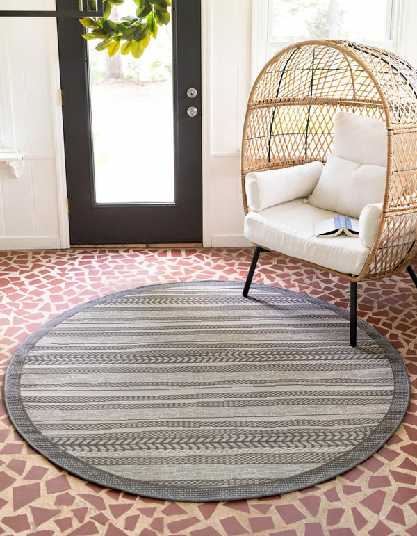 Unique Loom Outdoor Border Lines Machine Made Border Rug Gray, Gray/Silver 6' 1" x 6' 1"