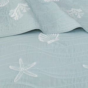 English Elm 4 Harbor House Seaside Cotton Percale Reversible Quilt Set with Embroidered Starfish and Shells, Full/Queen Aqua 20.87 L x 16.93 W x 10.24 H B03595790
