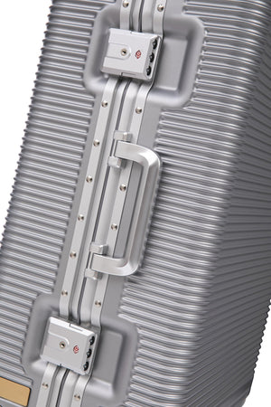 English Elm Luggage Set 3 Piece Polycarbonate Aluminum Frame Hard Shell Travel Suitcases with Lock Silver T3292P361540
