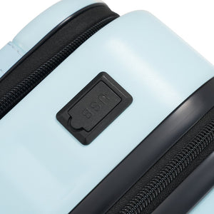 English Elm Front Access Hardside 3 Piece Travel Set with Usb Port Spinner Wheels and Tsa Lock Light Blue N732P326130N