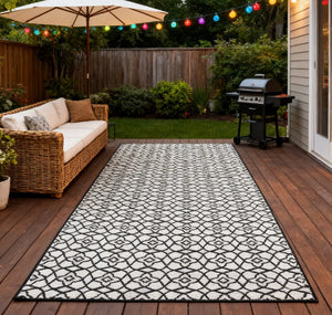 English Elm Geometric Reversible Polypropylene Outdoor Rug Uv Resistant Waterproof Patio Deck Mat T3971P421034