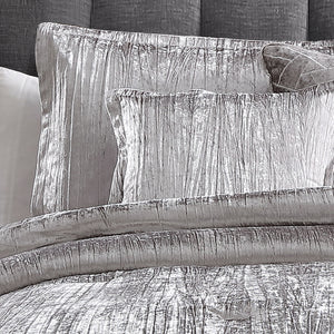 English Elm Turin Silver Crinkle Velvet 7PC Queen Bedding Set — Luxe Textured Polyester, 2 Shams, 3 Pillows & Skirt B340P342002