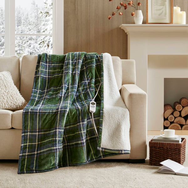 English Elm 1-piece Aztec Heated Throw with 12 Settings Auto Shutoff Soft Ivory Boho Blanket Green Plaid B035P408331
