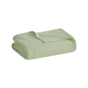 English Elm 1 Lightweight Down Alternative Twin Blanket with Satin Trim, Microfiber Cover, 13oz Filling, Quilted Green 15.75 L x 12.2 W x 3.94 H B035P319593