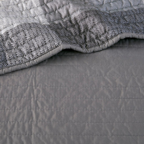 English Elm 6 Piece Reversible Plaid Daybed Cover Set with Herringbone Cabin Quilt, Twin Fit, Machine Washable Grey 17.72 L x 15.75 W x 7.48 H B035P266680