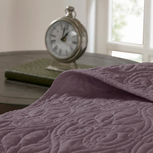 English Elm Reversible Madison Park Quebec Quilt Set King/Cal King - Cottage-Style Textured Stitching, Antimicrobial Freshness Purple 17.72 L x 15.35 W x 8.66 H B03597547