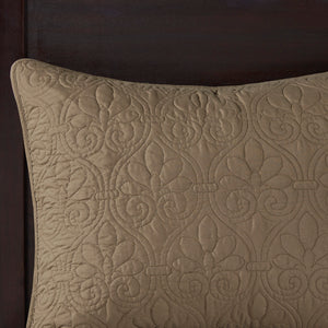 English Elm Reversible Queen Bedspread Set with Antimicrobial Cotton Fill, Oversized Quilted Cottage Texture Bedding Mocha 17.72 L x 15.35 W x 7.87 H B03597567
