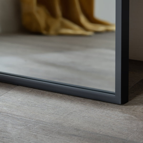 Crestview Collection Pierson Wall Decor - Elegant Crestview Design For Stunning Home Aesthetics And Unique Style   Cvtmr1908