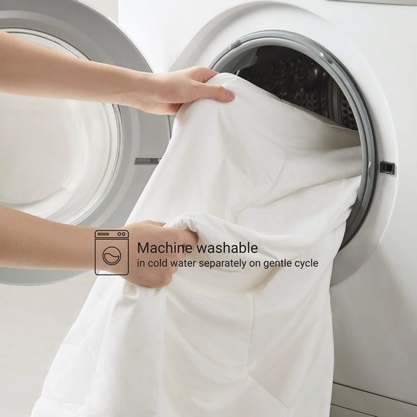 JLA Home Harbor House - Reversible Tencel comforter with breathable moisture-managing fill, sculptural stitch, year-round luxury White HHD10-1928