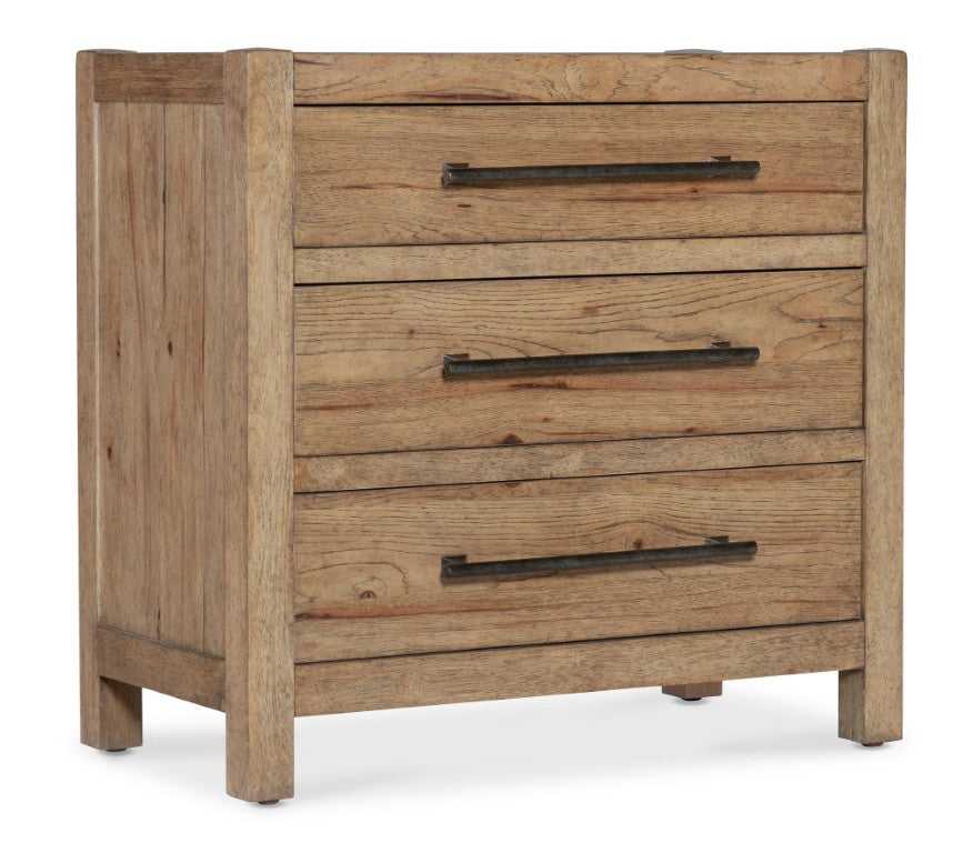 Hooker Furniture Vineyard Pecky Hickory Three-Drawer Nightstand In Sonoma Finish With Felt-Lined Top Drawer & Hammered Pulls 6952-90116-80