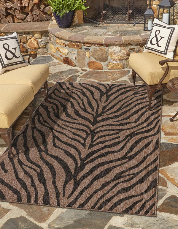 Unique Loom Outdoor Safari Tsavo Machine Made Animal Print Rug Natural, Ivory 5' 3" x 8' 0"