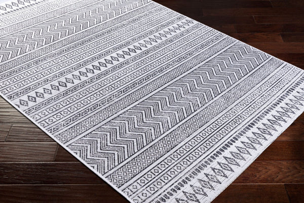 Livabliss Eagean Bohemian Flatweave Polypropylene Rug for Entryways Patios and High Traffic Zones Black, White 7'10" x 7'10" Round EAG2345-710RD