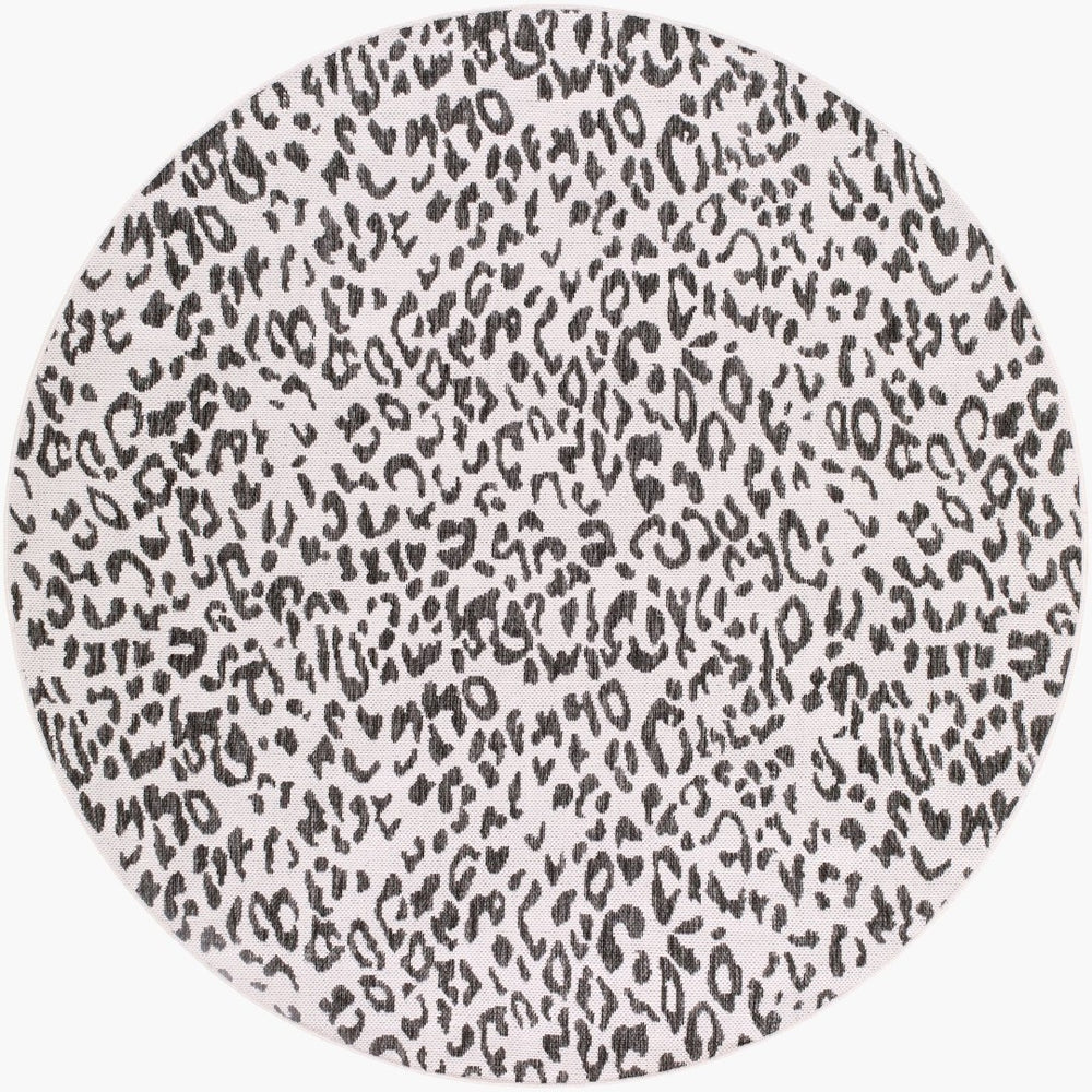 Livabliss Eagean Flatweave Polypropylene Indoor Outdoor Rug for Entryways and Compact Spaces Black, White 5'3" x 5'3" EAG2354-53RD